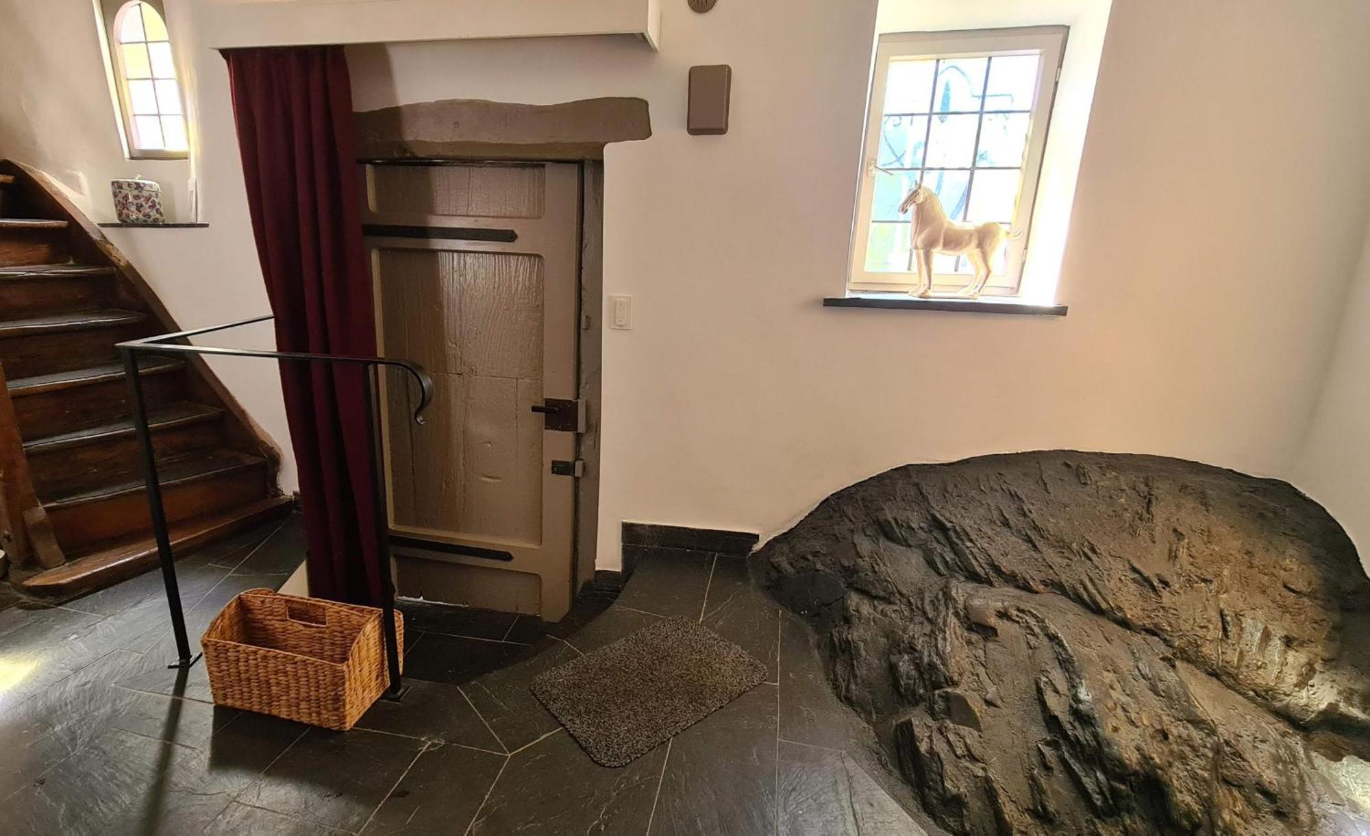 Appartamento Moselperle- Urlaub Im Historischen Fachwerkhaeuschen Bullay Esterno foto